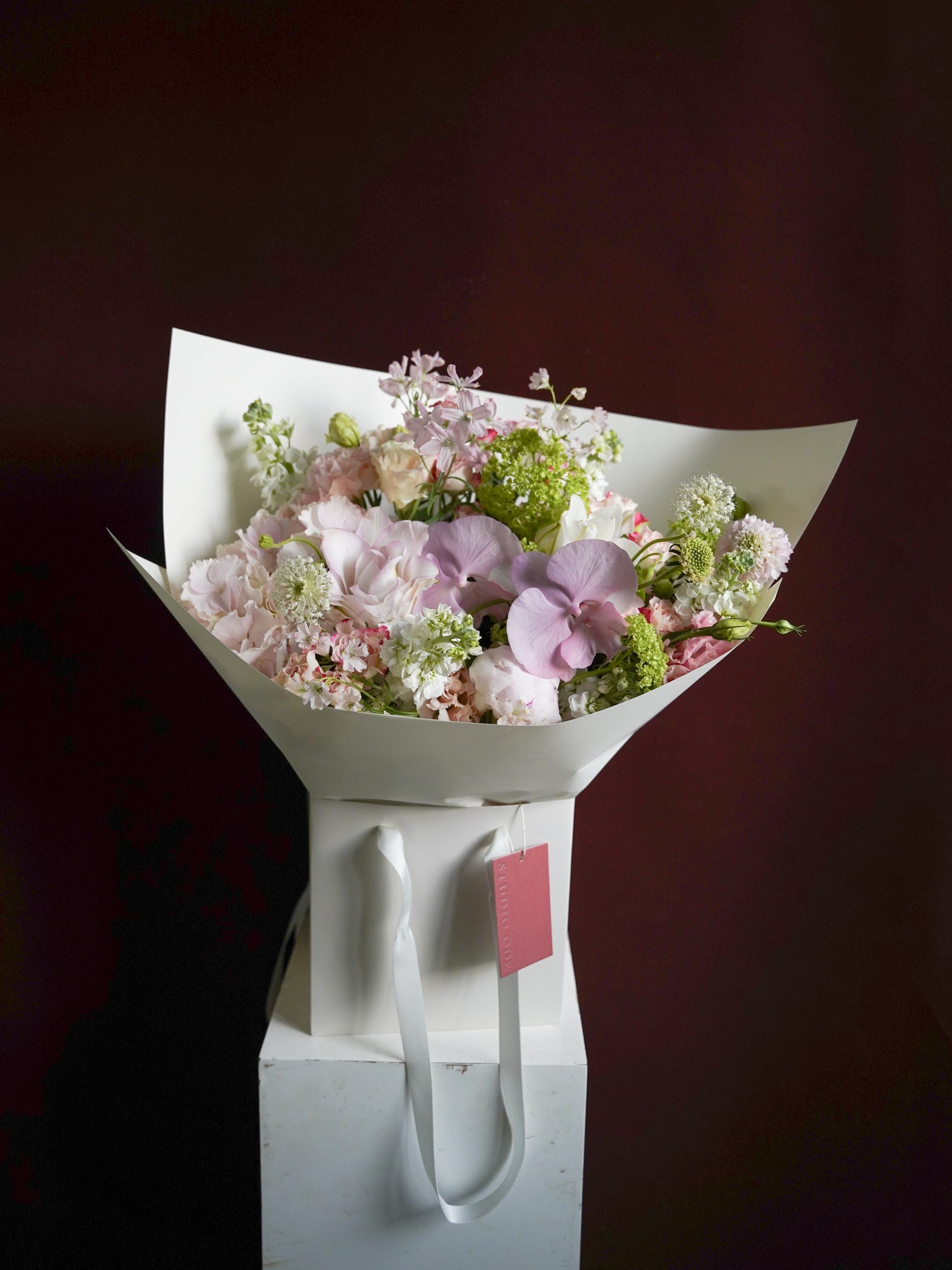 Studio Ode The Blush seasonal blush pink flower arrangement Hong Kong