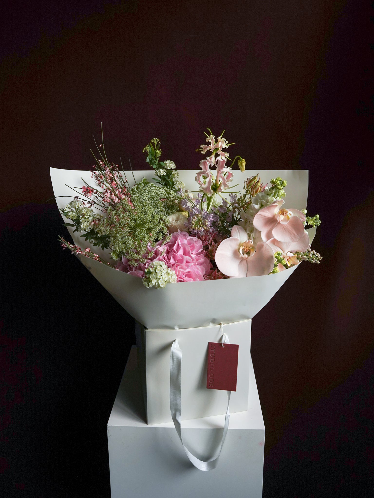 Studio Ode The Blush seasonal blush pink flower arrangement Hong Kong | size:Small - 30cm
