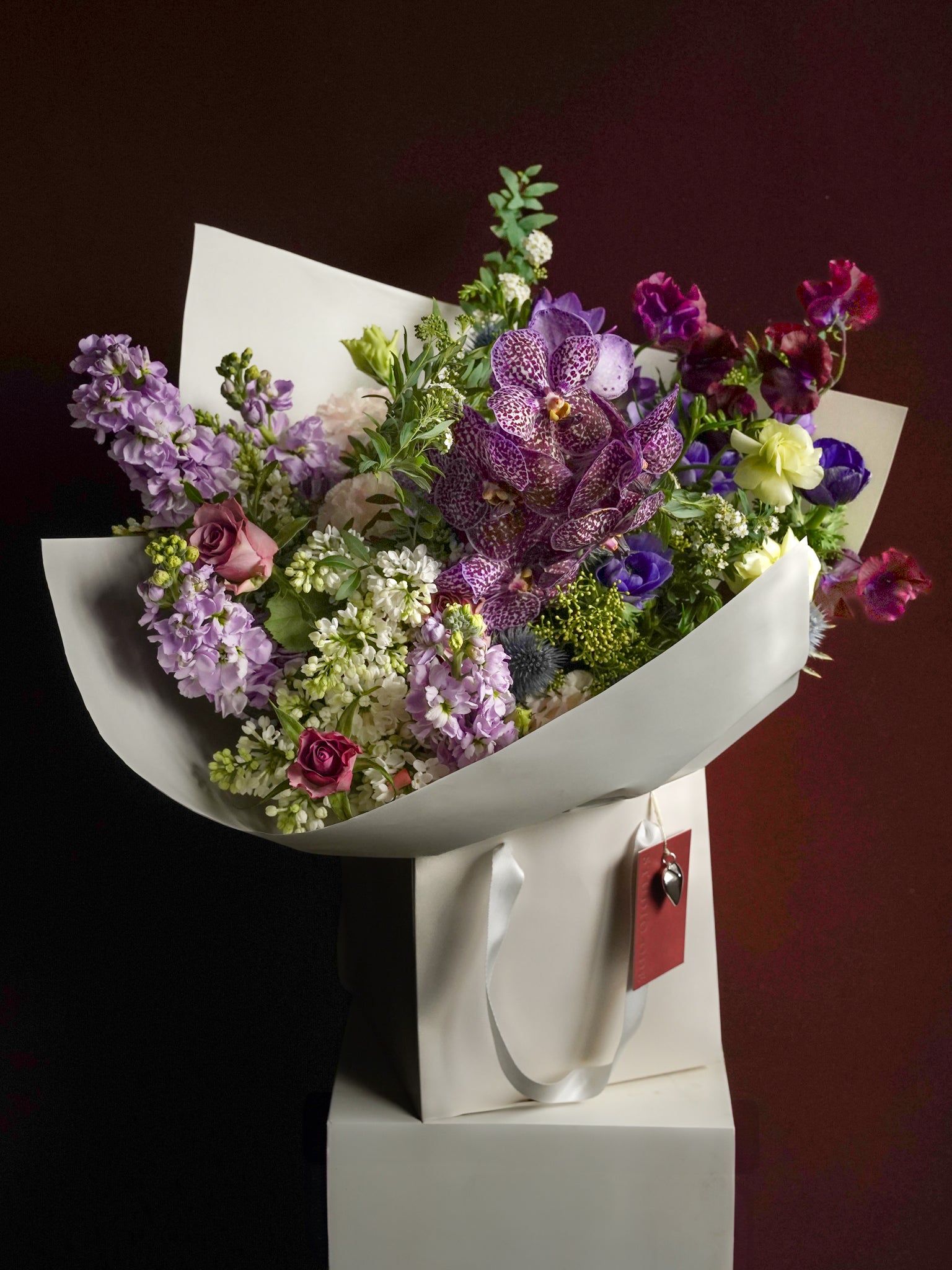 Studio Ode The Ode One Out bold statement floral bouquet Hong Kong | size:Deluxe - 45cm