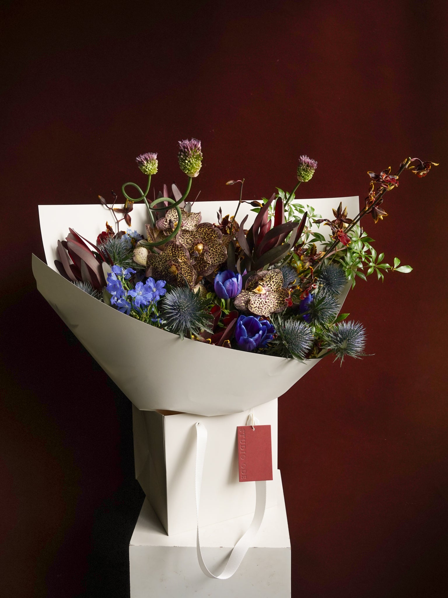 Studio Ode The Ode One Out bold statement floral bouquet Hong Kong | size:Large - 40cm